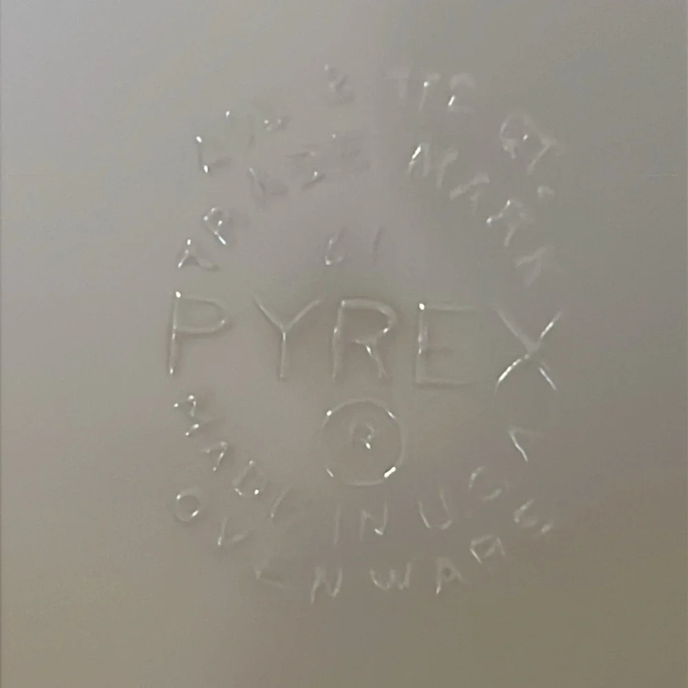 Pyrex 403 2.5 qt Olive Green Mixing Bowl